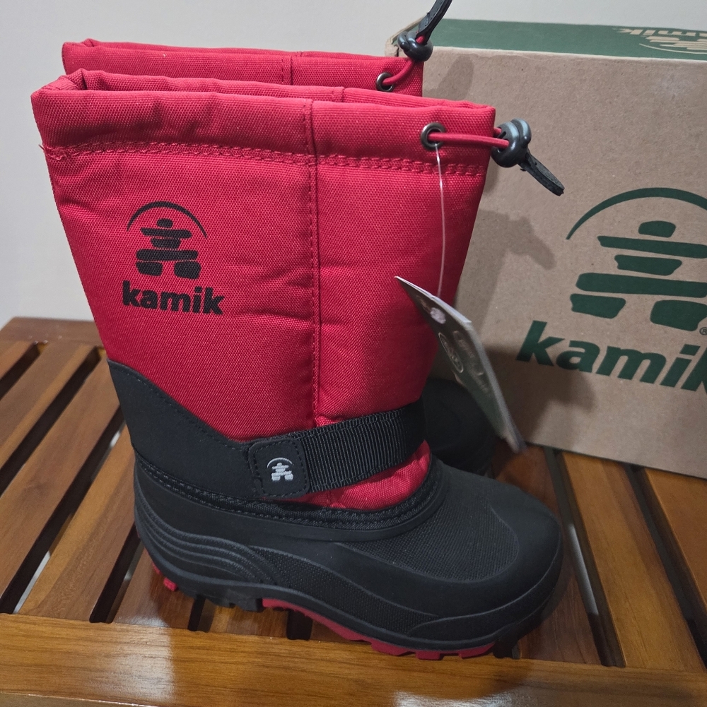 Kamik Bold Red and Black Insulated and waterproof Snow Boots Size 1 NWT